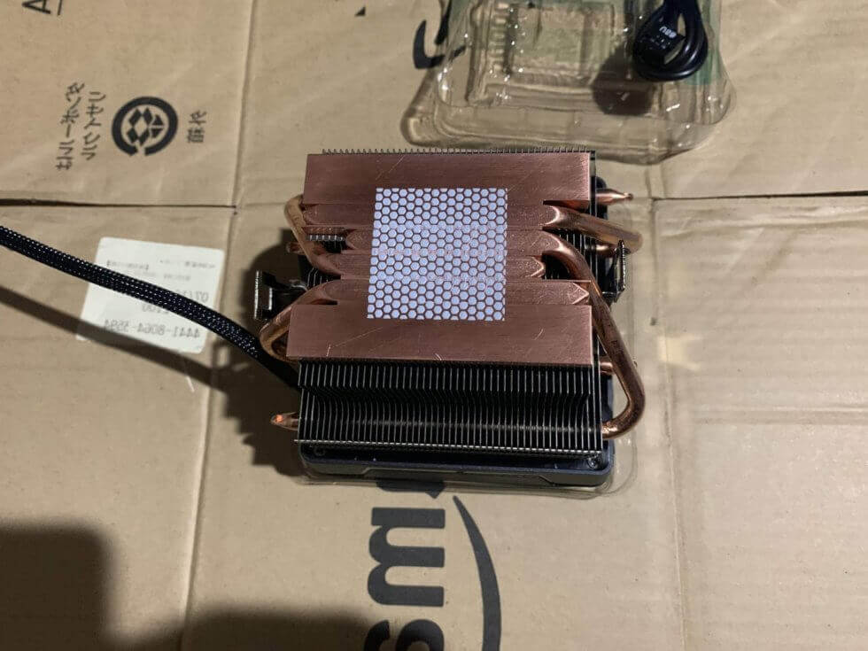 Ryzen9 3900X 標準で入っているCPUクーラー(グリス付き)
